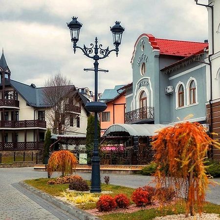 Richky Hotel Truskavec' Esterno foto